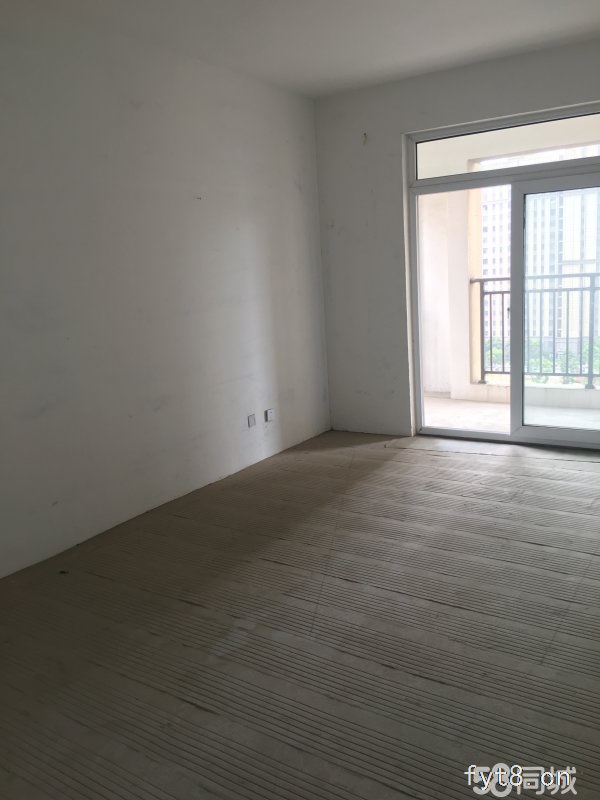 凯旋城城北新一小玉泉中学,南北通透,中间楼层新出好房